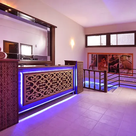 City's Hill Hotel 4*